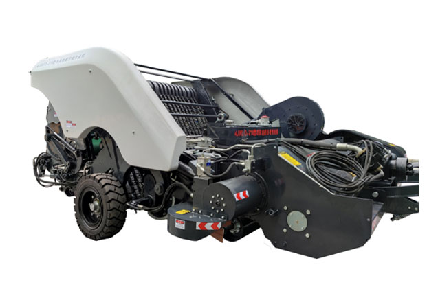 農田地膜回收作業(yè)機